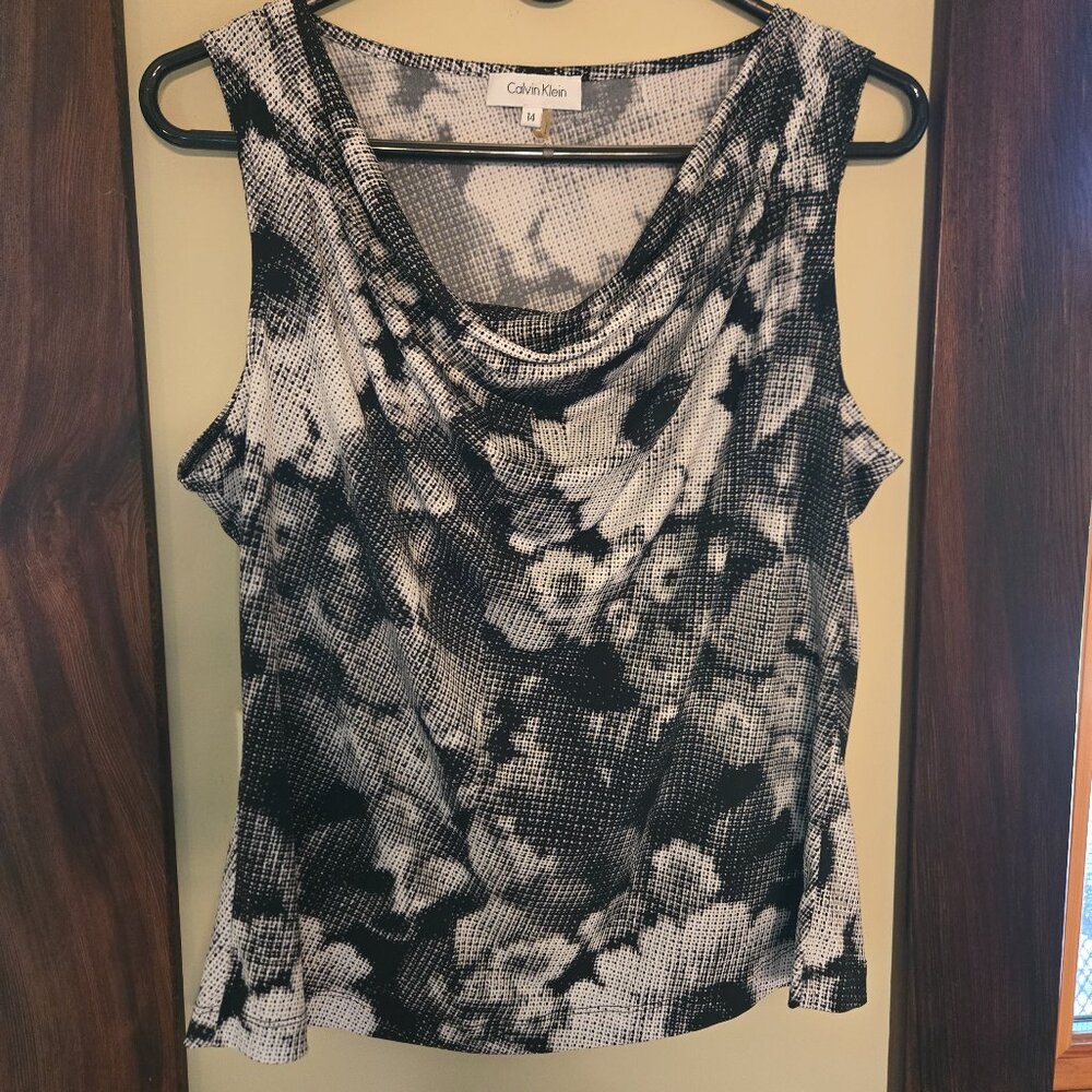 Calvin Klein Women's Sleeveless Top